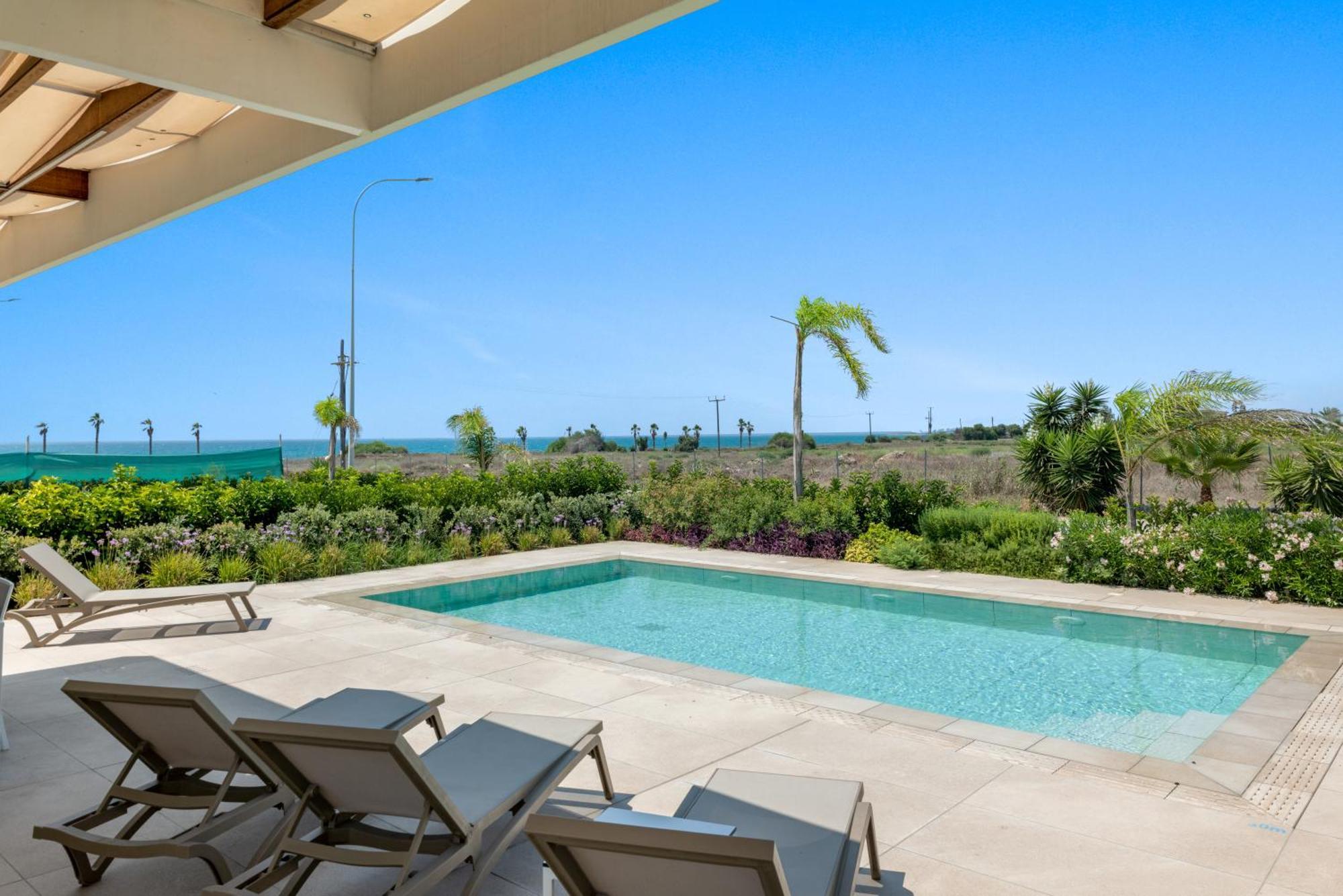 Serenity Waves Villa 17 Larnaca Bagian luar foto